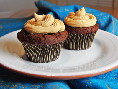 Dark-Chocolate-Cupcakes-11