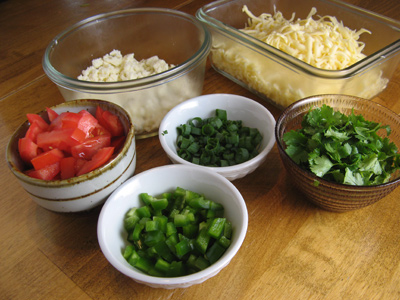 Verde-Chicken-Pizza-Toppings-2