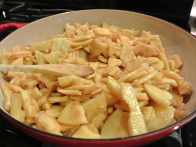 Caramel-Apple-Pie-14