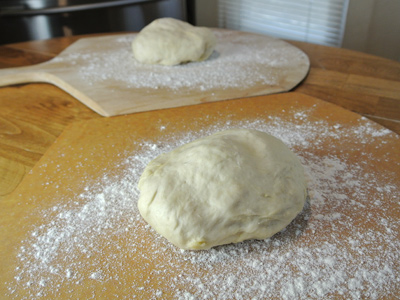 Steak-and-Green-Chile-Pizza-3