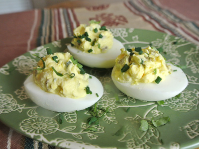 Green-Chile-Deviled-Eggs-7