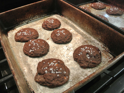 Salted-Dark-Chocolate-Caramel-Cookies-11