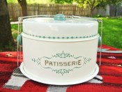 World-Market-Covered-Cake-Pan