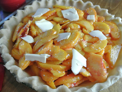 Peach-Pie-with-Pecan-Crumble-22