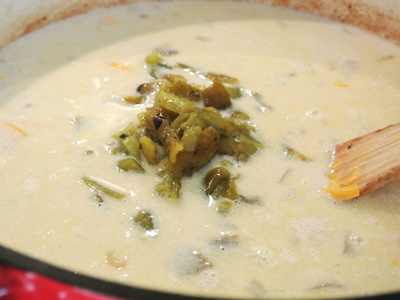 Cheeseburger-Soup-with-Green-Chile-10