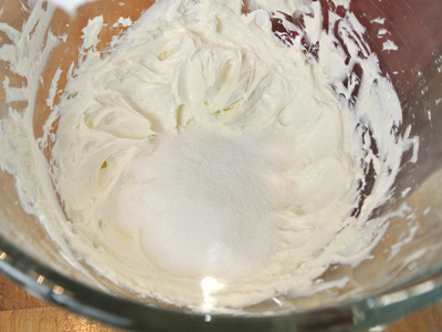 Mini-Peanut-Butter-Cup-Cheesecake-12