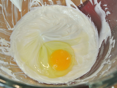 Mini-Peanut-Butter-Cup-Cheesecake-14