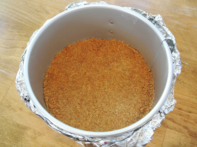 Mini-Peanut-Butter-Cup-Cheesecake-6