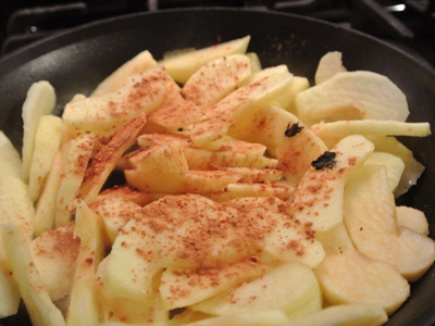 Apple-Cinnamon-French-Toast-7