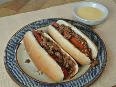Detroit-Coney-with-Cheese-Sauce-7