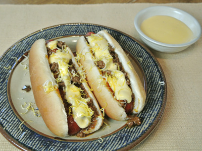 Detroit-Coney-with-Cheese-Sauce-8