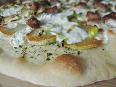 potato-leek-pizza-with-pork-belly-10