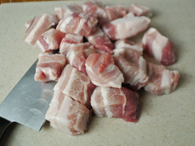 potato-leek-pizza-with-pork-belly-2